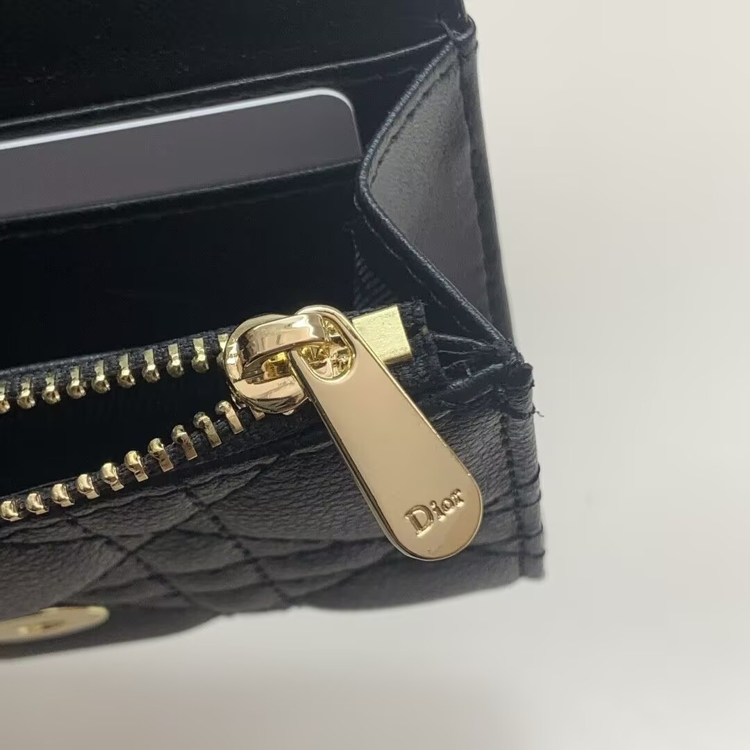 D*or card holder