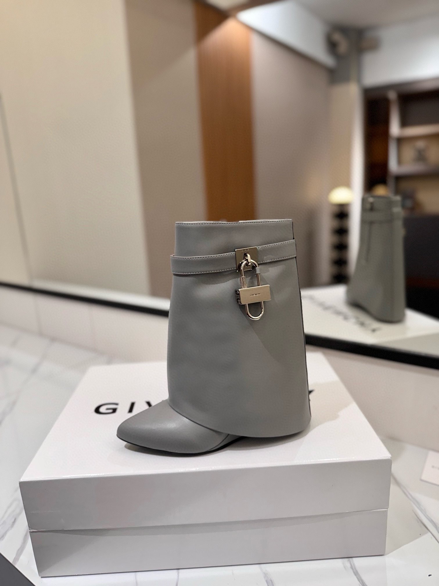 UA Givenchy Boots