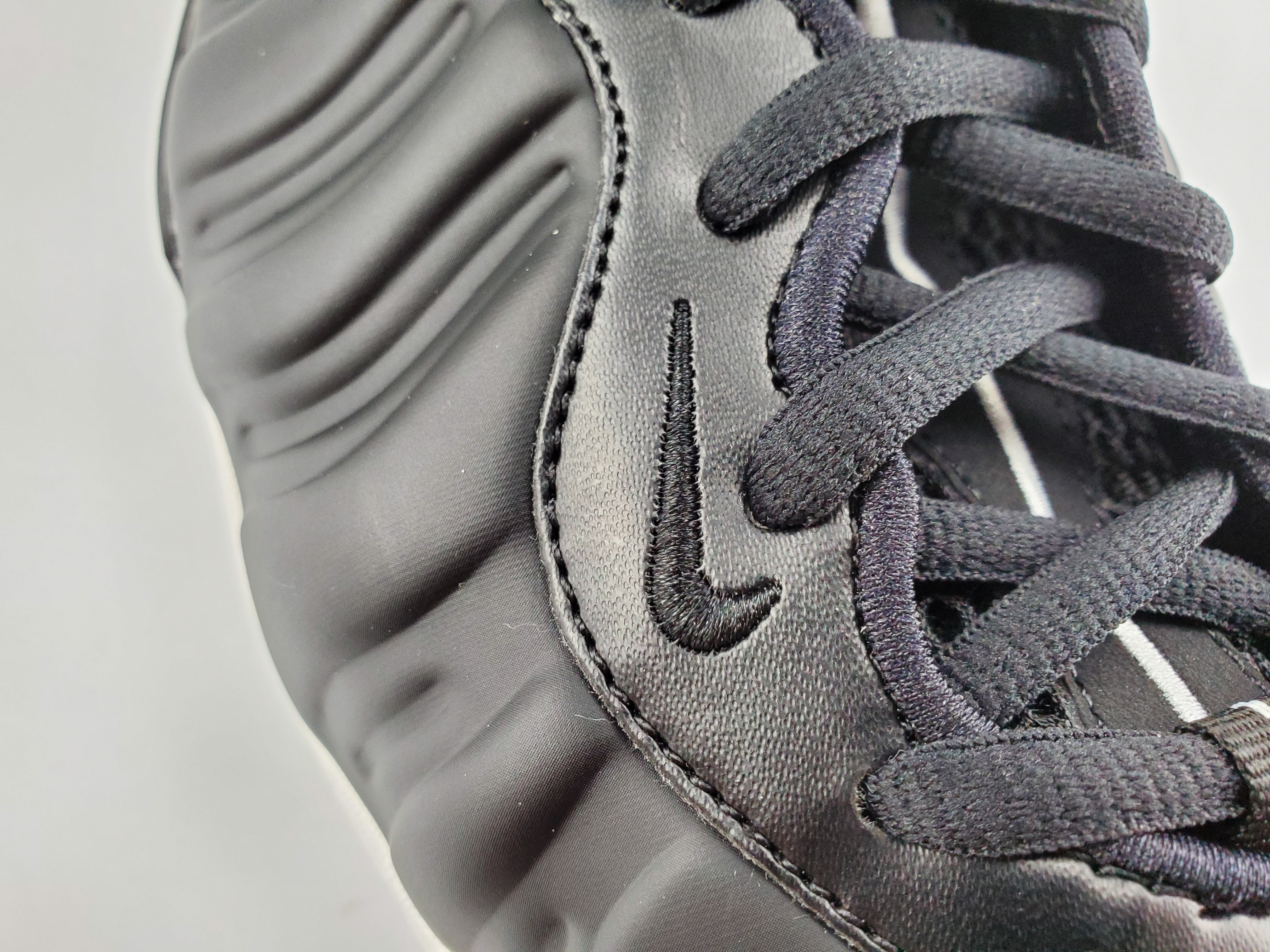 Air Foamposite Pro Dr. Doom (2016)