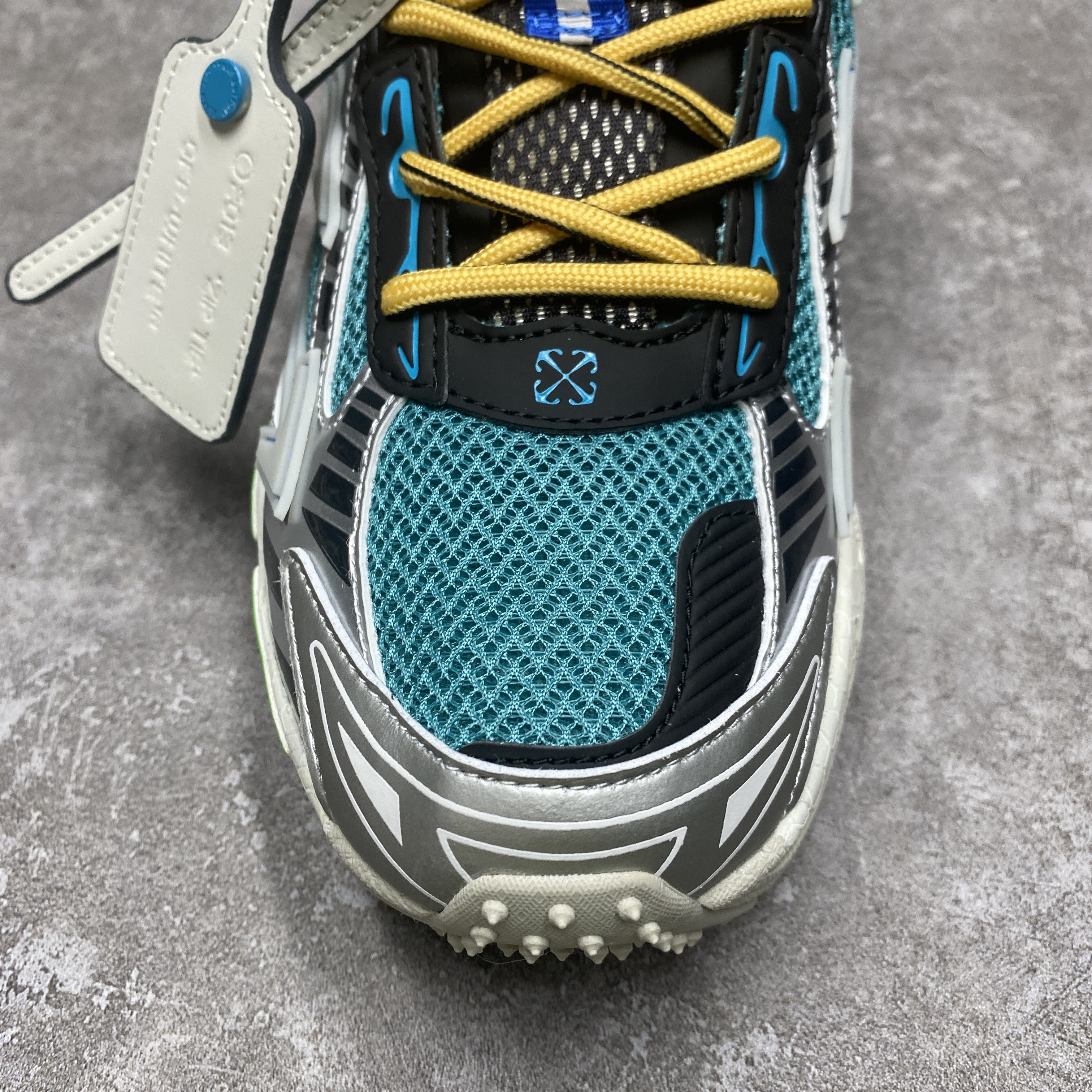 UA Off-White "BE RIGHT BACK"