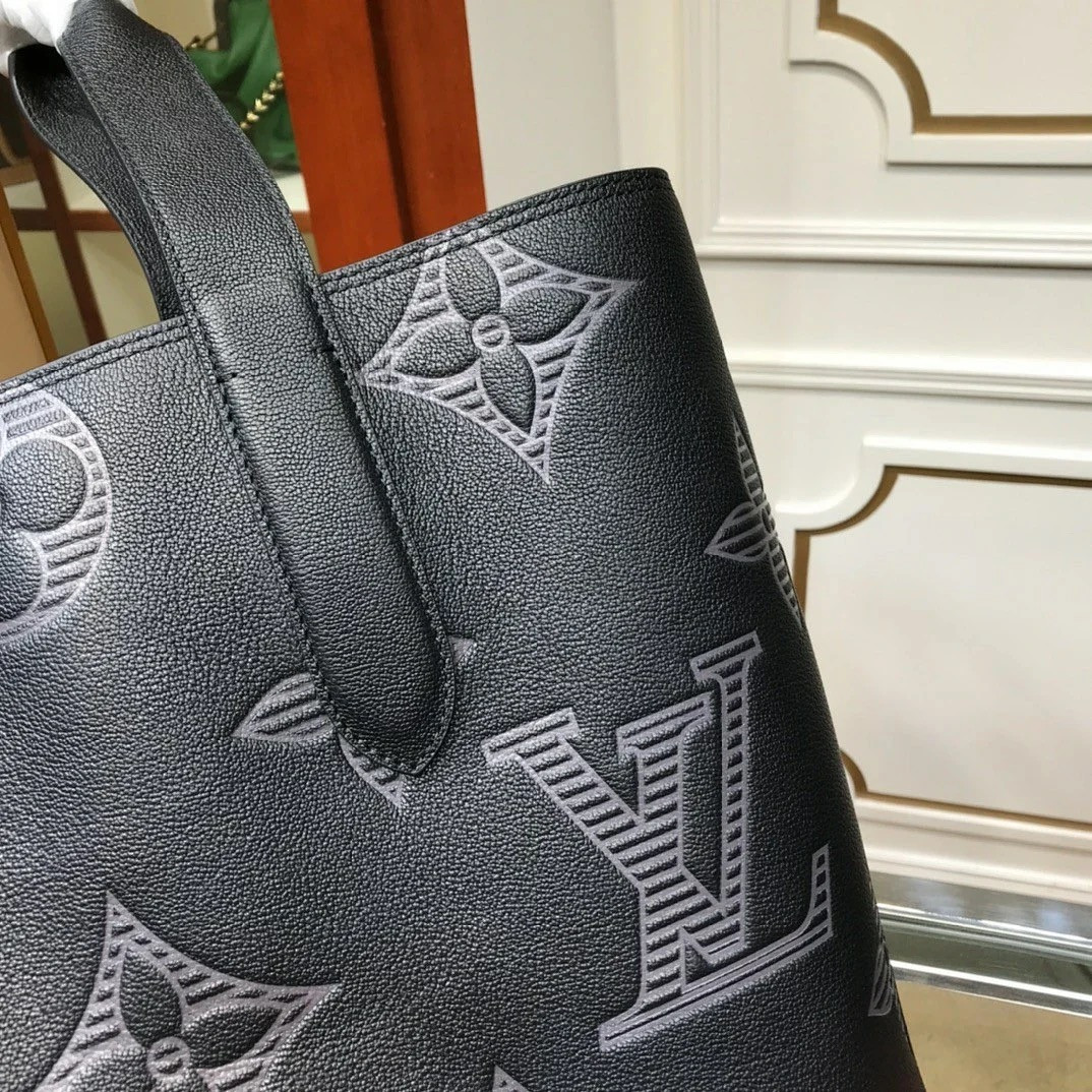 LV CABAS VOYAGE M57290