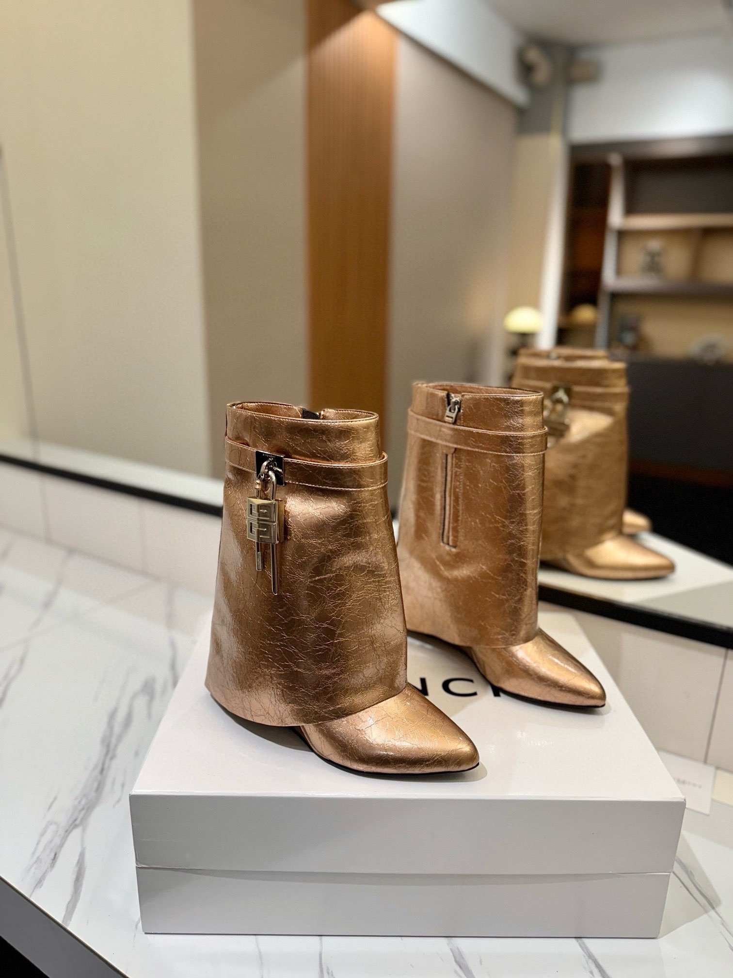 UA Givenchy Boots