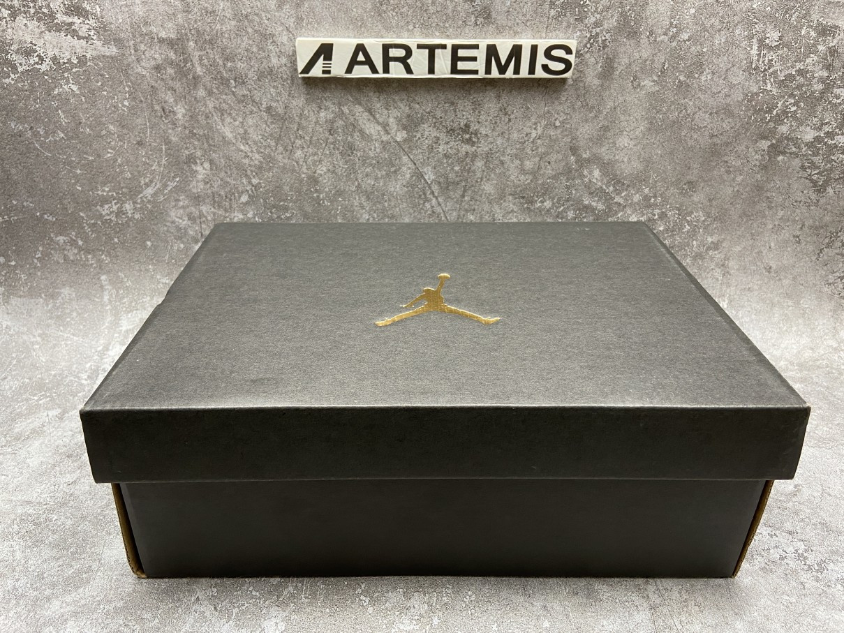 Air Jordan 1 Mid Green Toe