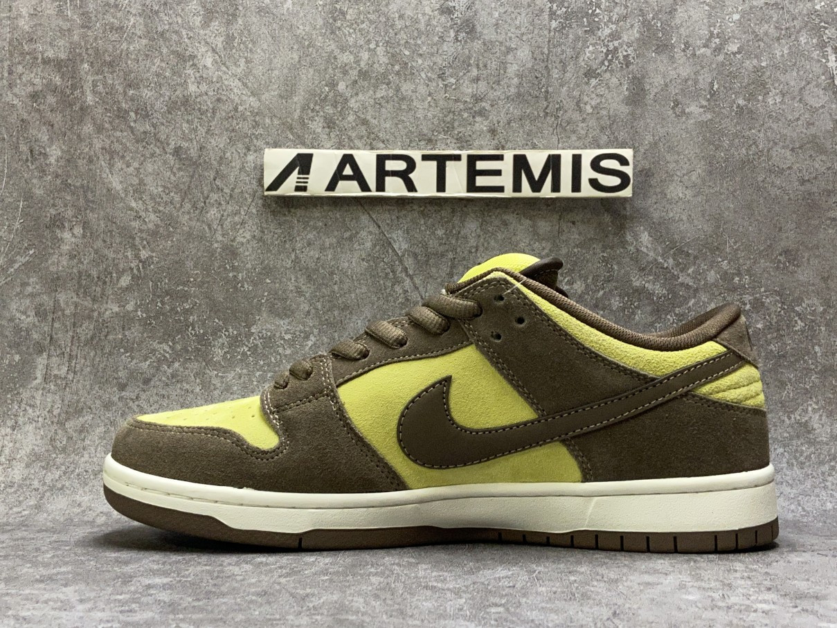 Nike Dunk Low Fluorescent Yellow