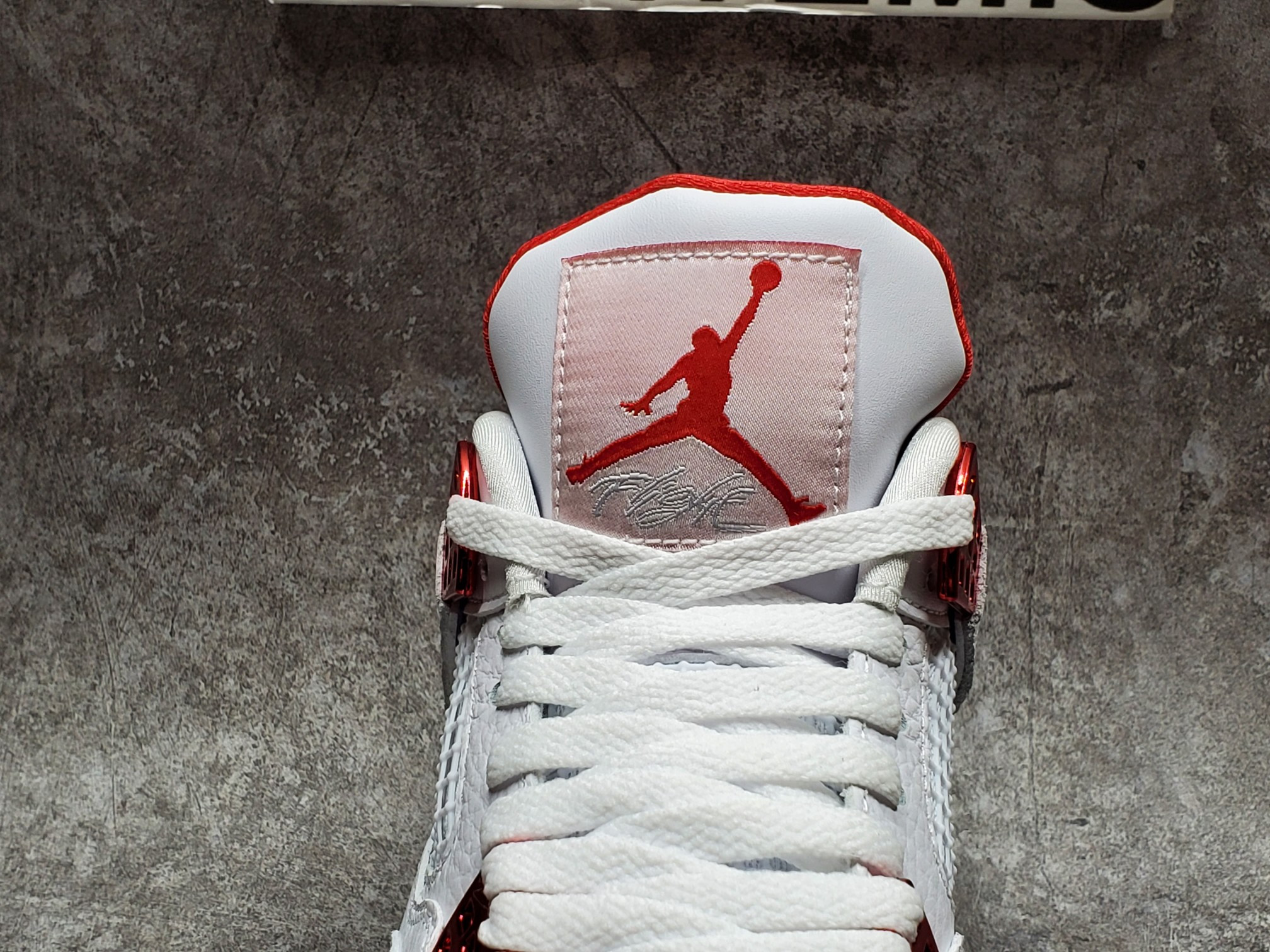 Air Jordan 4 Retro Metallic Red