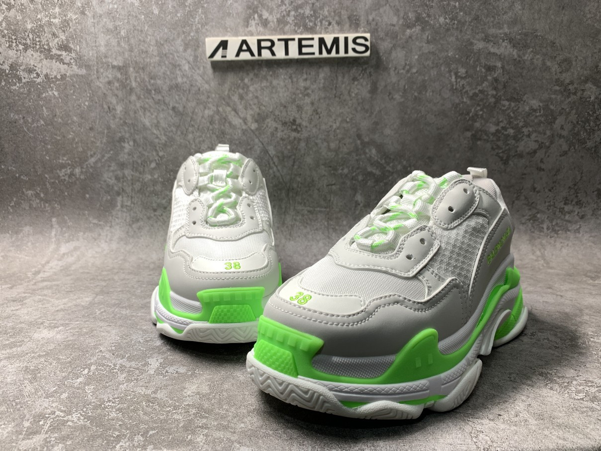 Balenciga Wmns Triple S Sneaker Fluo Green
