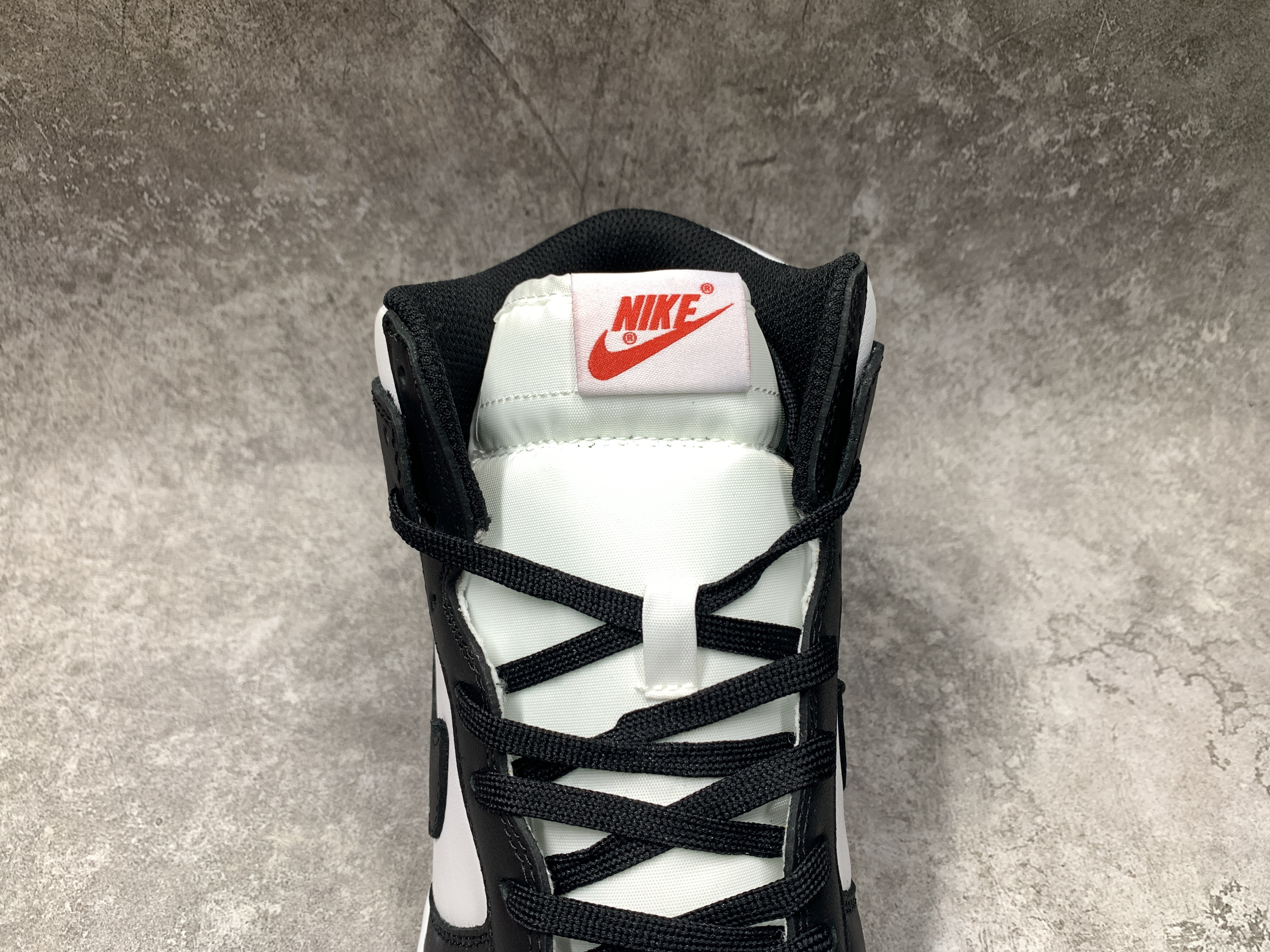 Nike Dunk High Panda