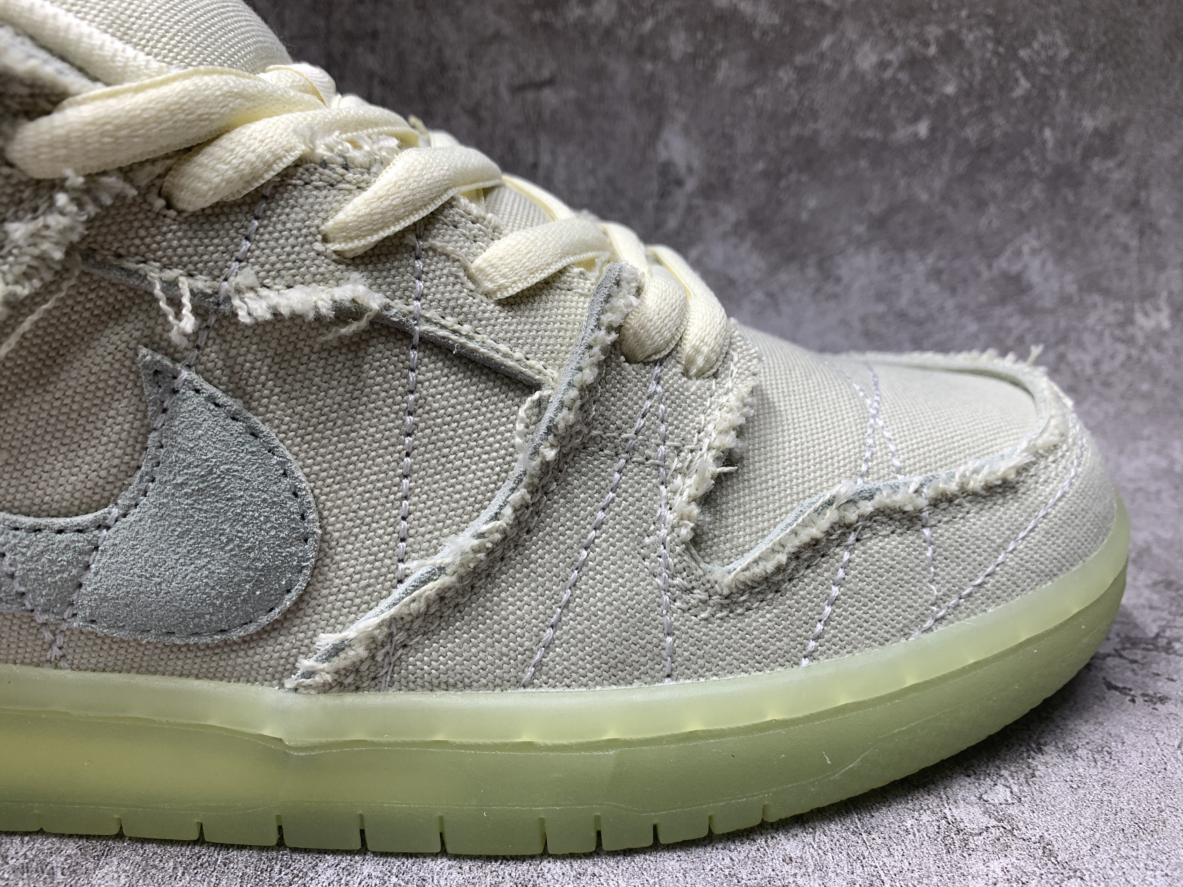 Nike SB Dunk Low Mummy