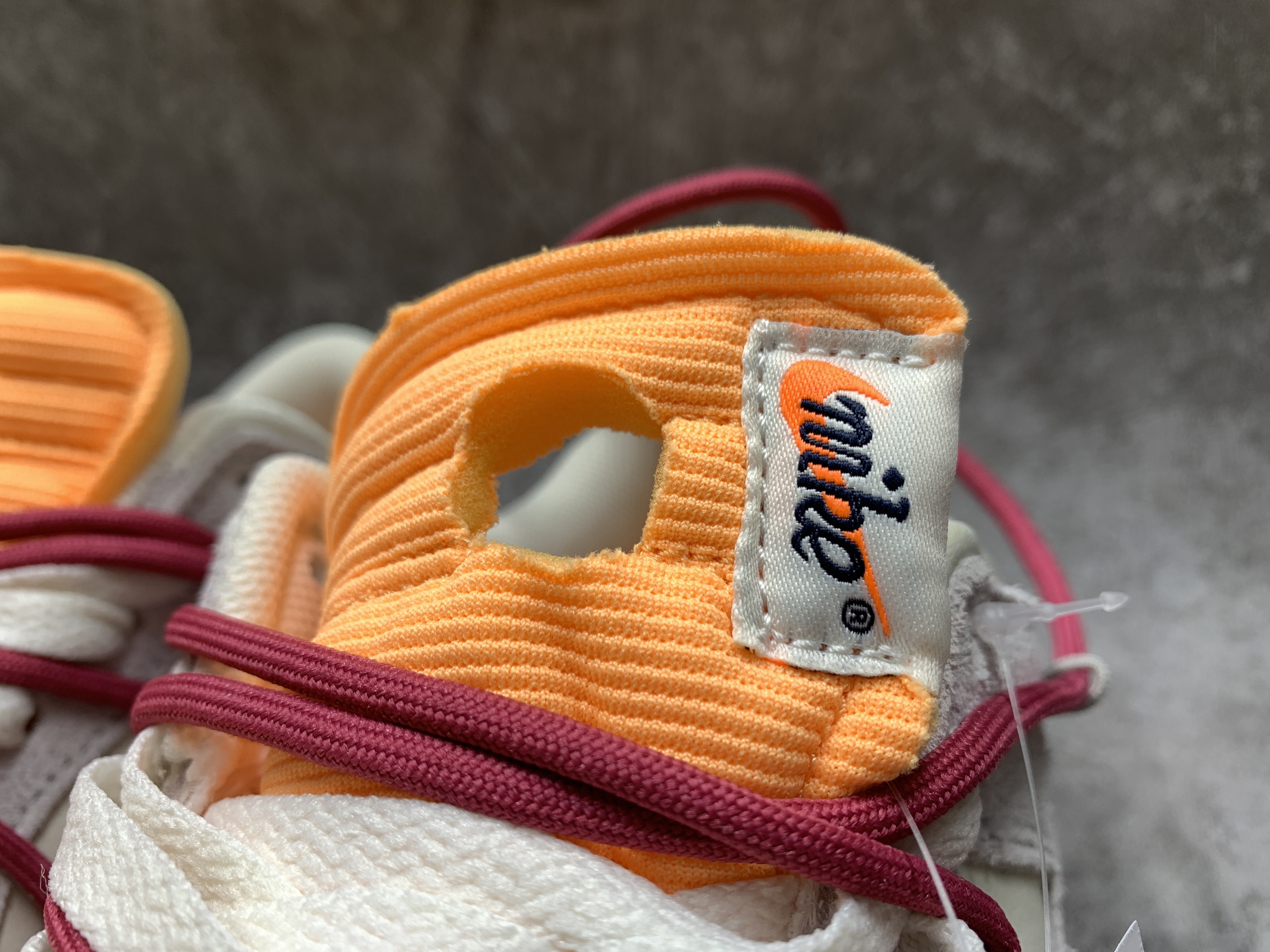 Off-White x Dunk Low Lot 35 of 50