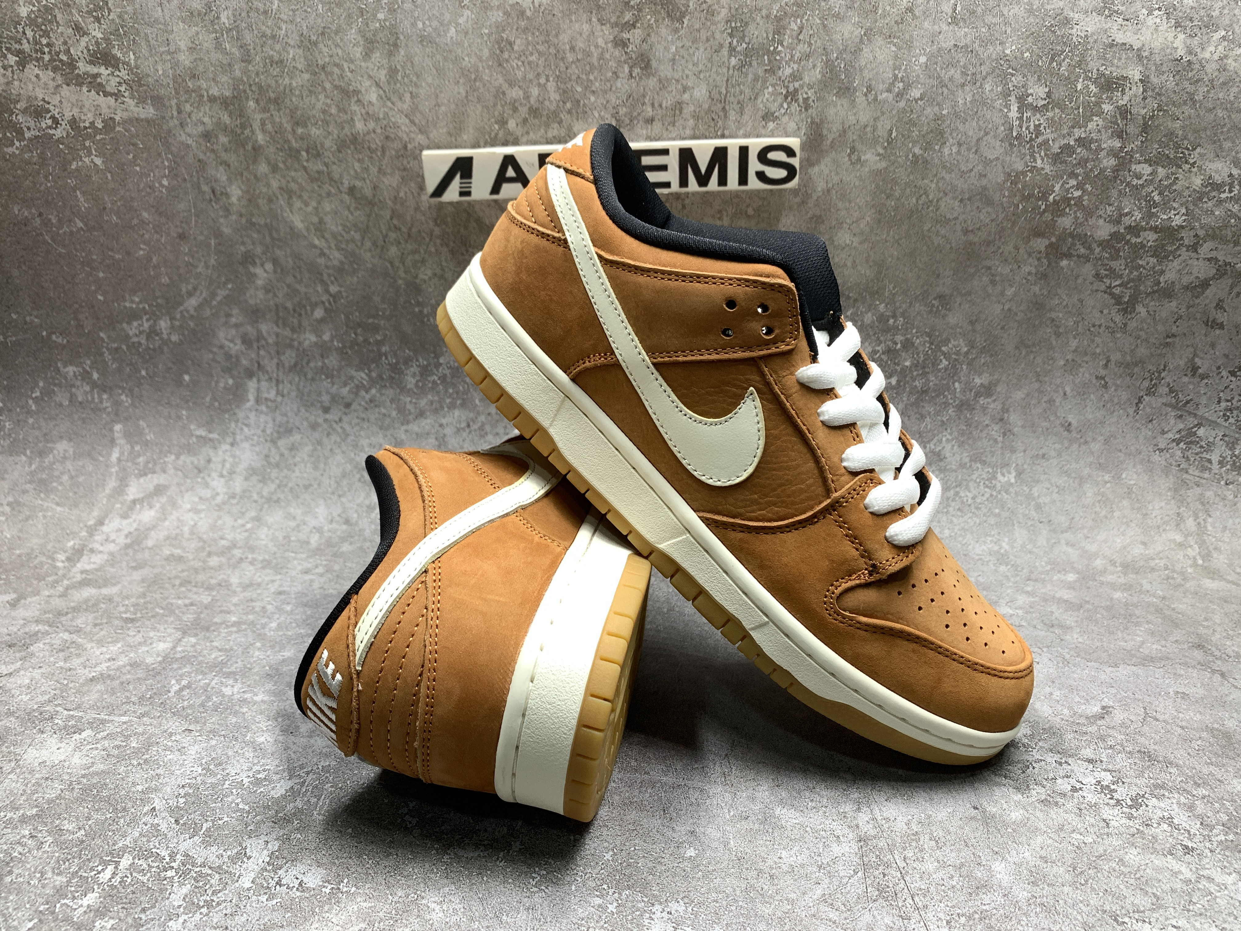 Nike SB Dunk Low Pro Dark Russet
