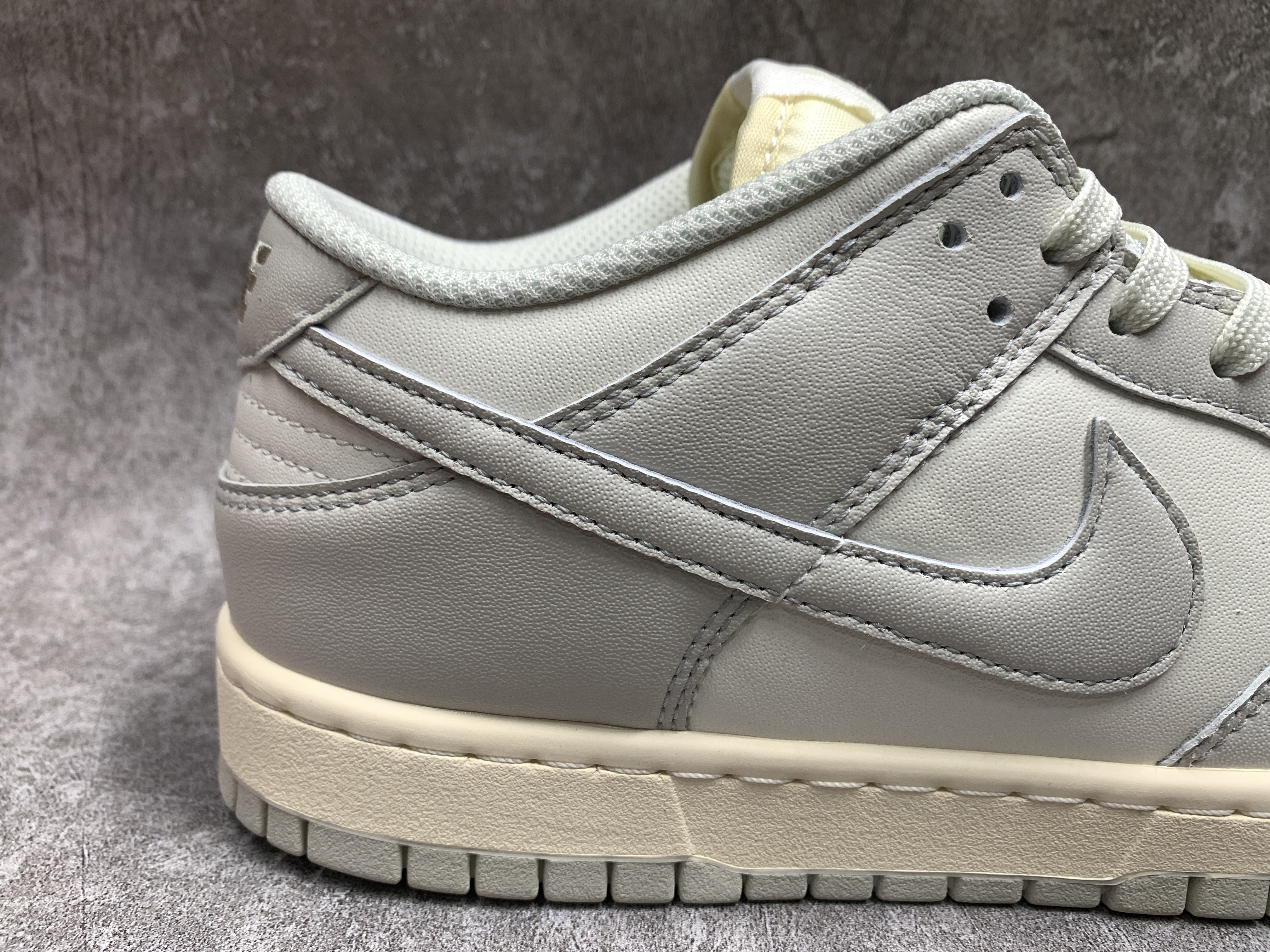 Nike Dunk Low Sail Light Bone