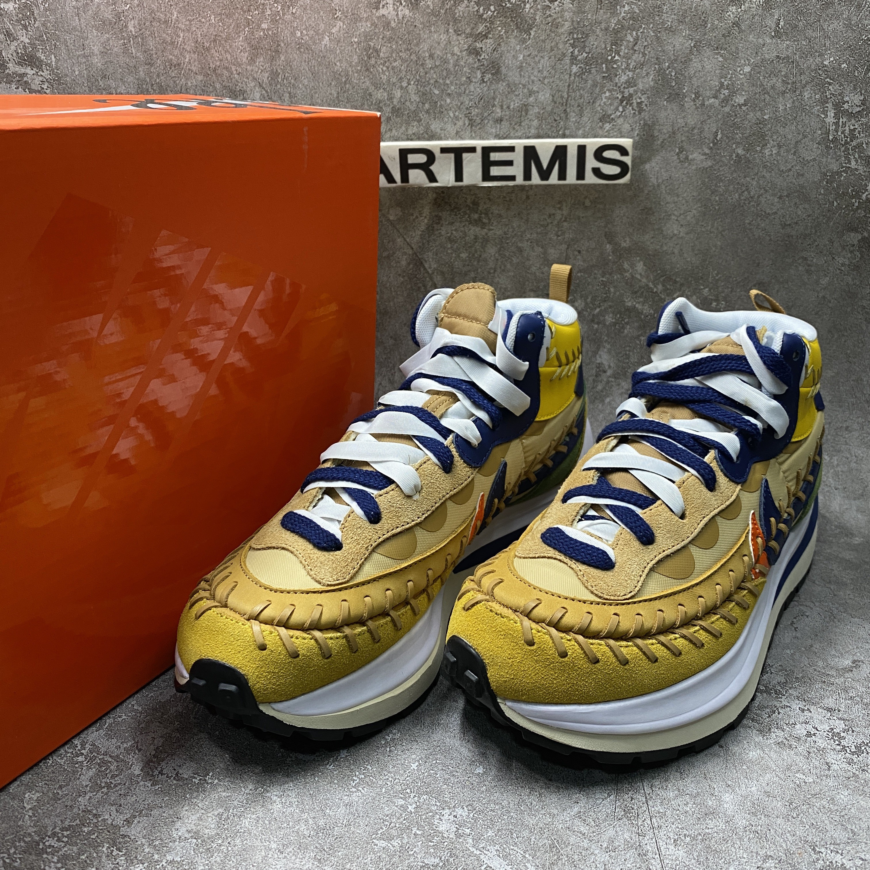 Nike Vaporwaffle sacai Jean Paul Gaultier Sesame Blue