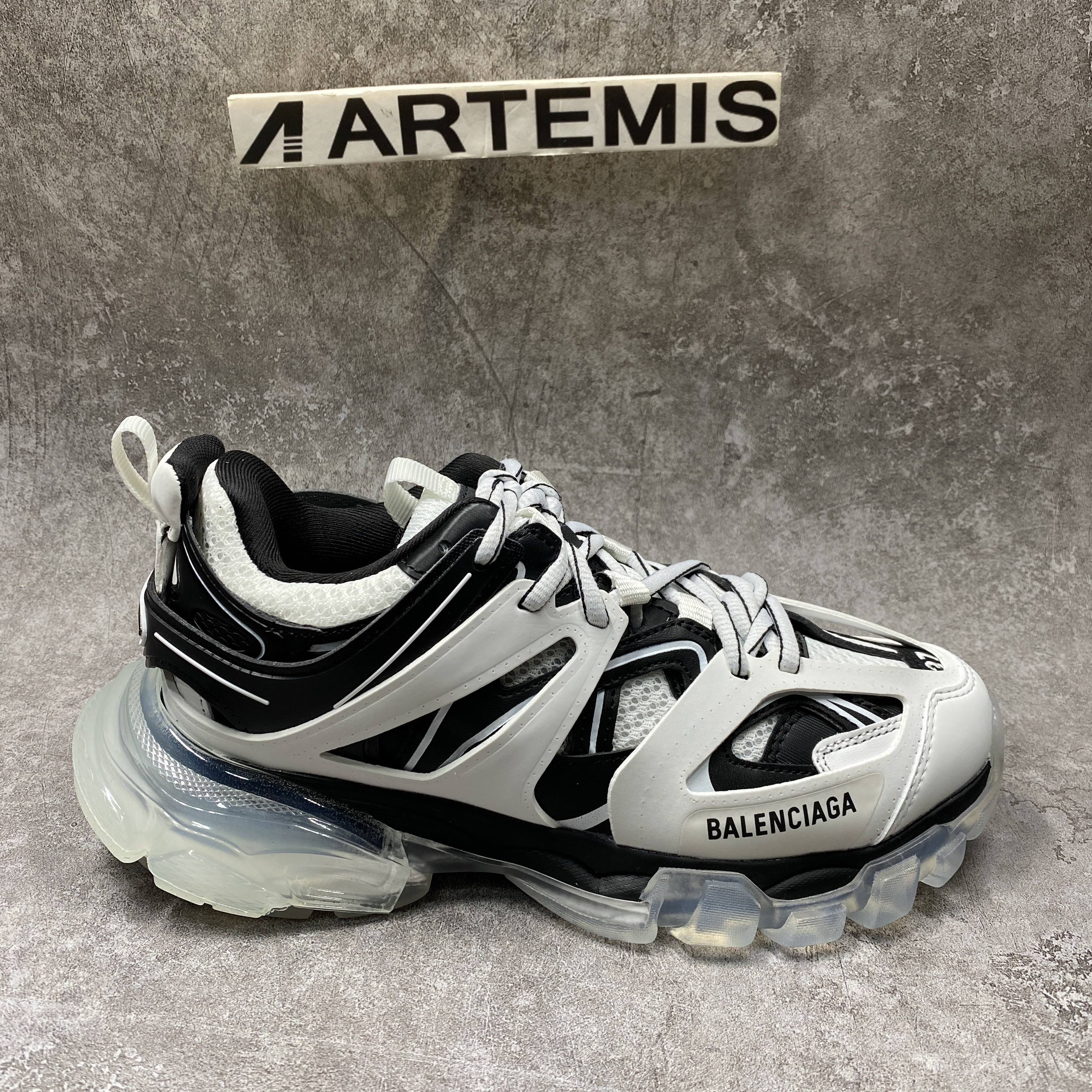 Balenciga Track Sneaker Clear Sole White Black