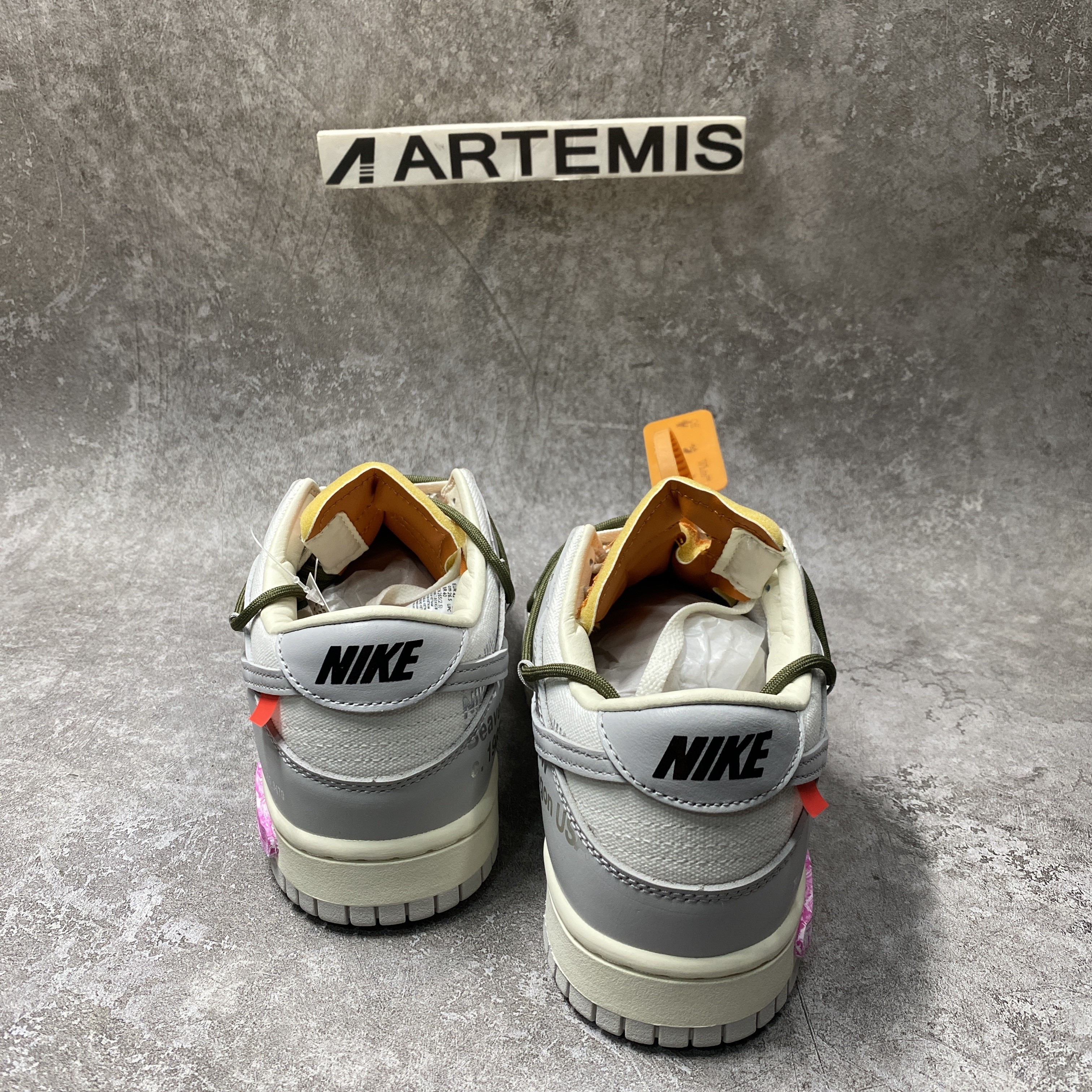 Nike Dunk Low Off-White Lot 22