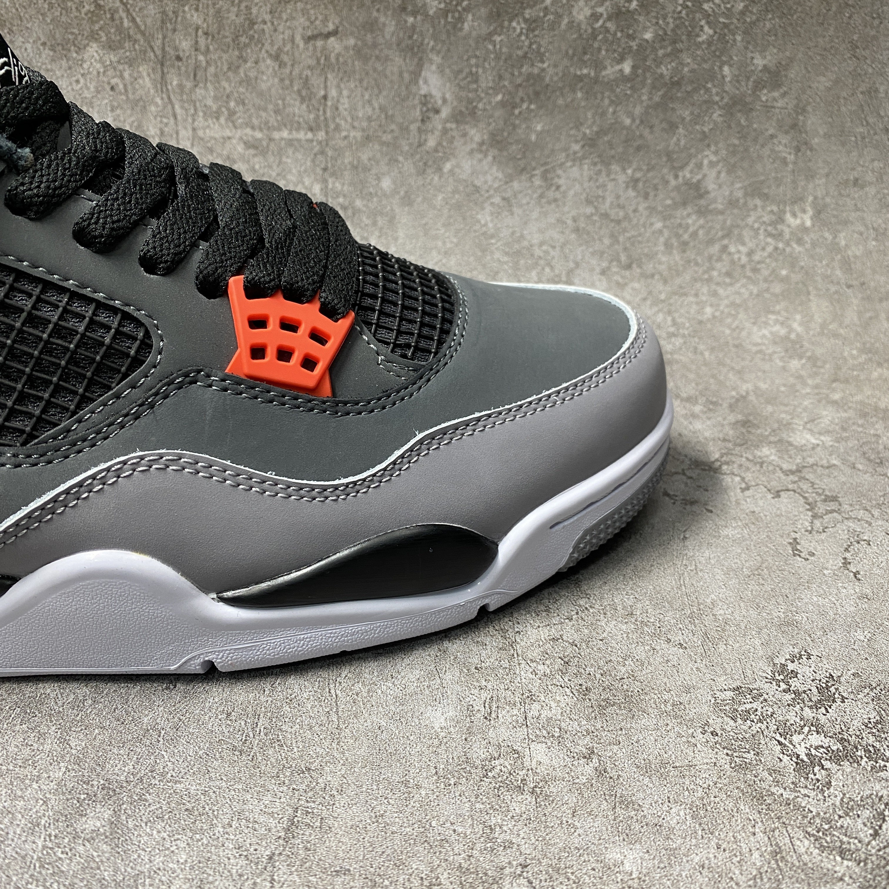 Air Jordan 4 Infrared