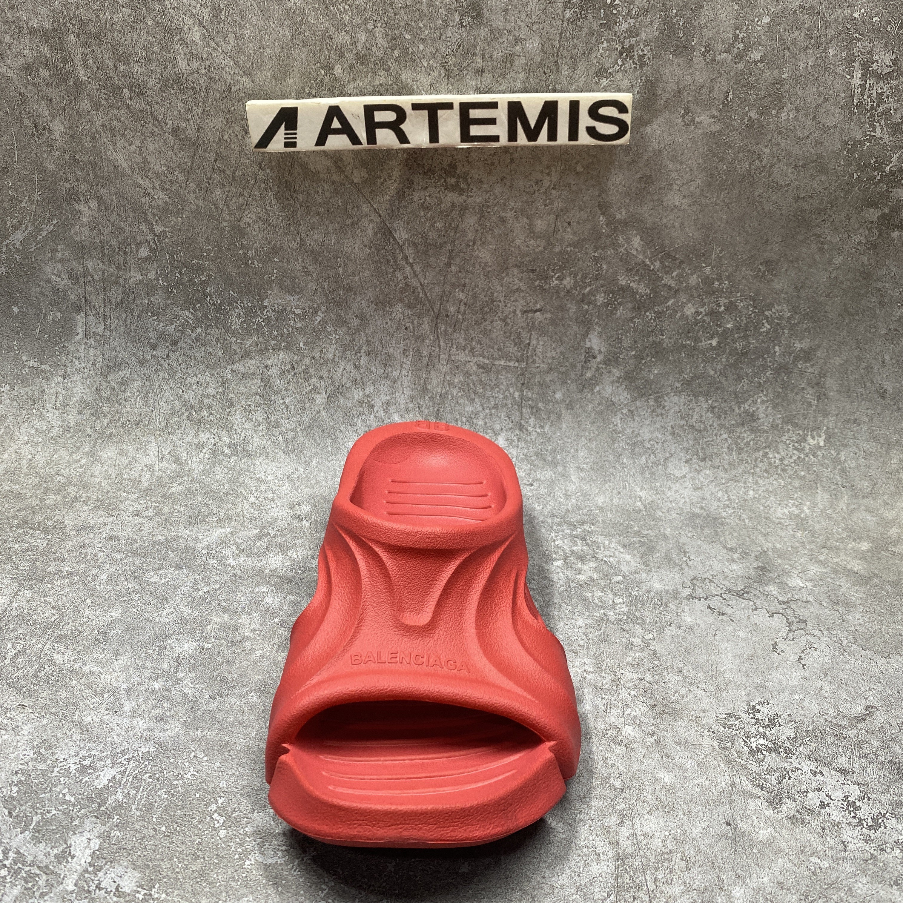 Balenciga Mold Slides Red (run one size bigger)