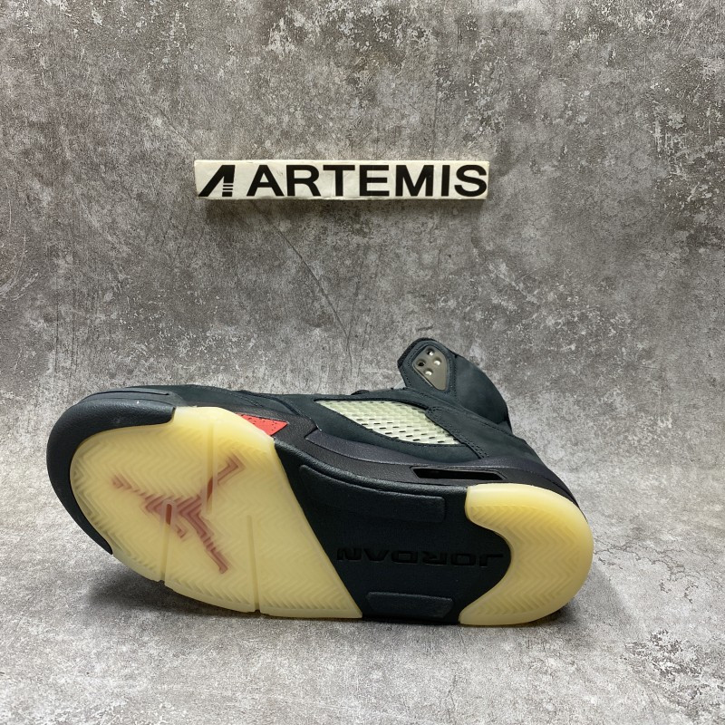 Air Jordan 5 Gore-Tex OFF-NOIR