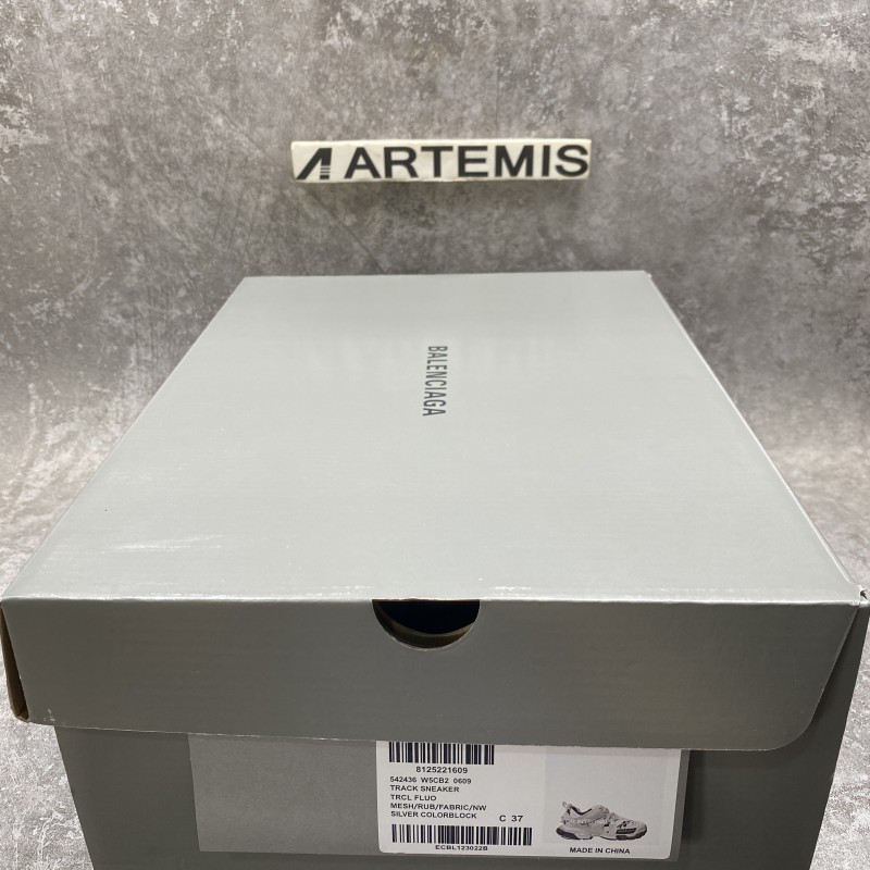 Balenciga Track Sneaker In Grey