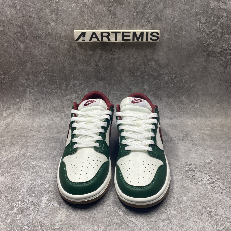 Nike Dunk Low Gorge Green