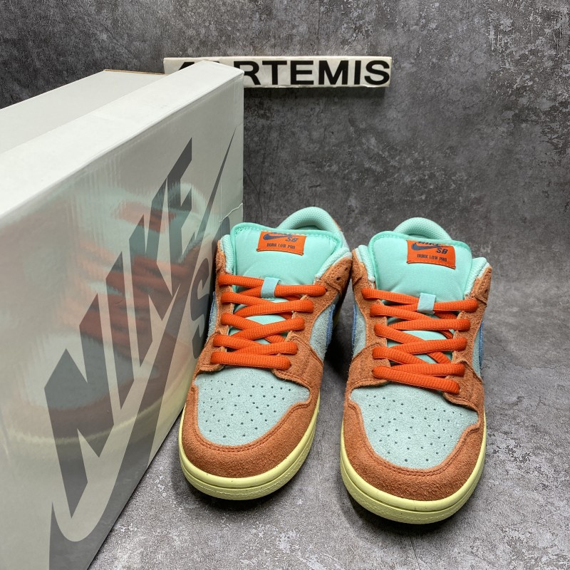 Nike SB Dunk Low Orange Aqua
