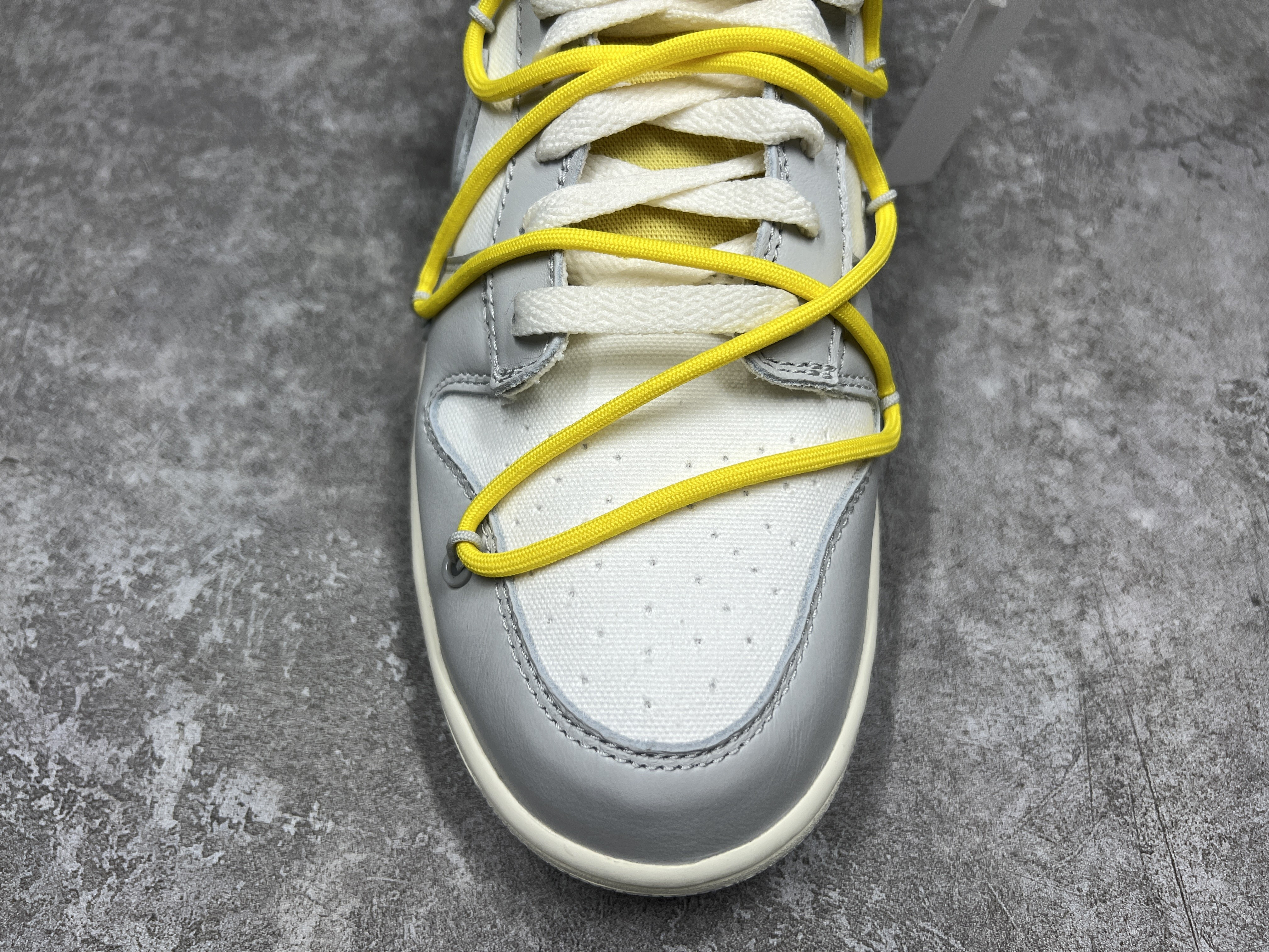 Nike Dunk Low Off-White Lot 29