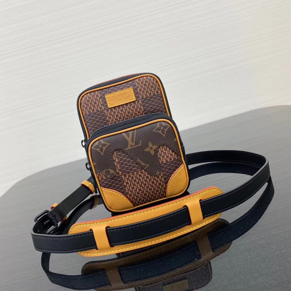 LV NIGO NANO AMAZONE MESSENGER N40357