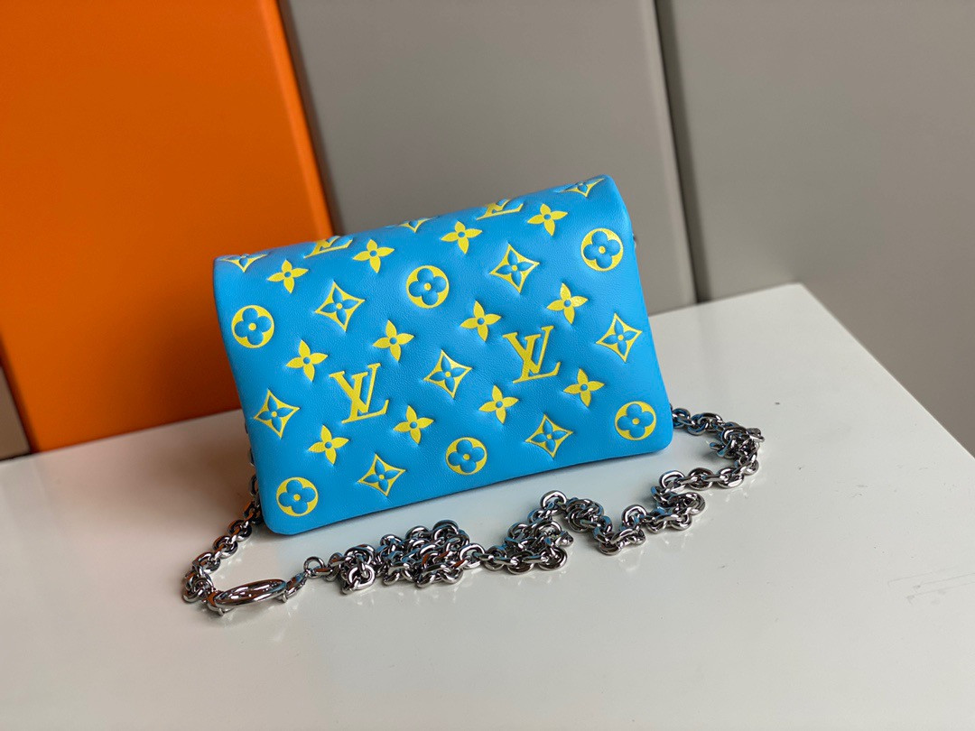 LV POCHETTE COUSSIN M80744