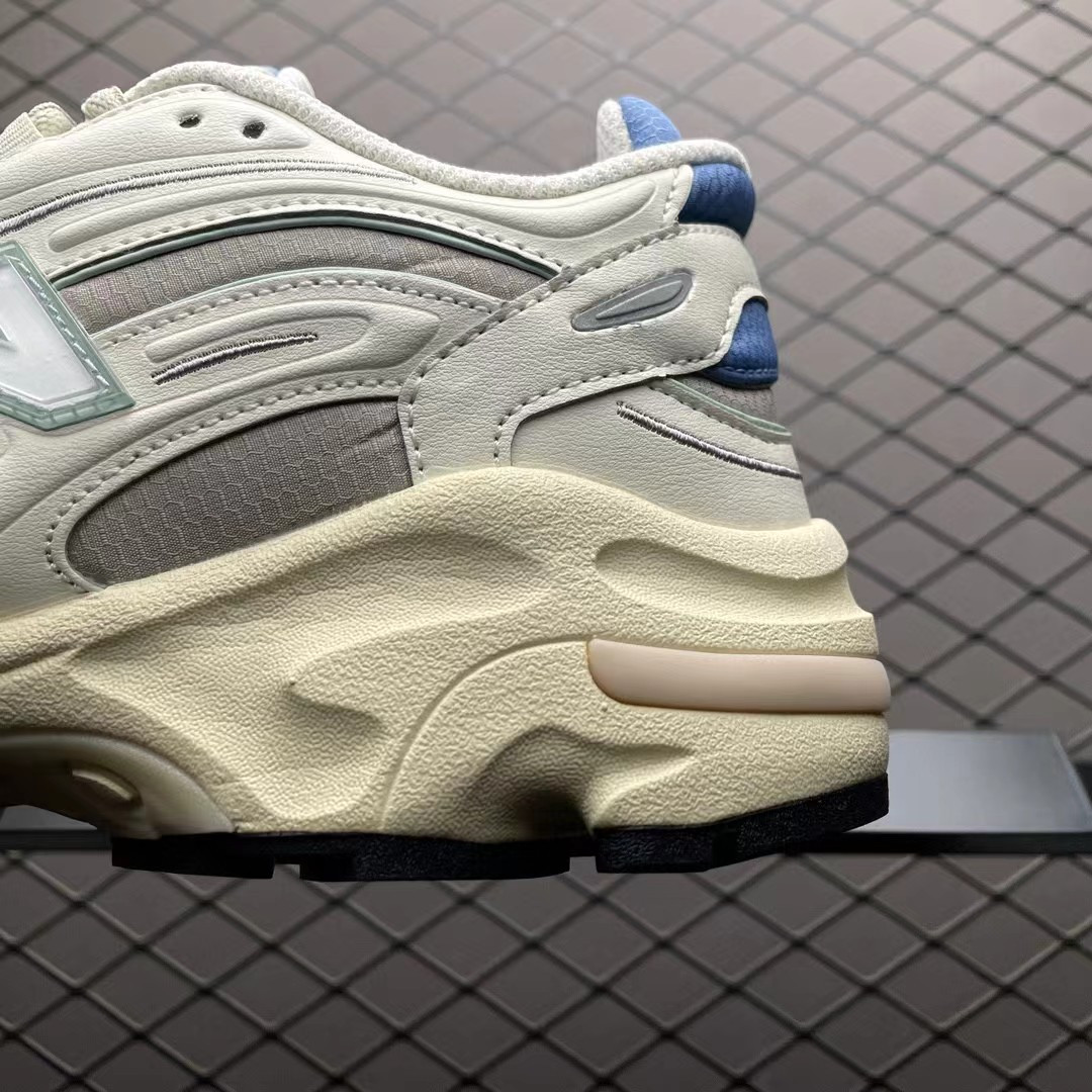 UA New Balance 1000 Angora Moonrock