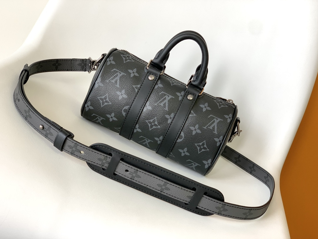 l0*is V*t0n keepall xs monogram eclipse reverse black m45947 21 x 12 x 9 cm