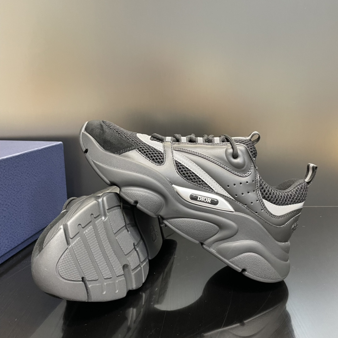 ua D*or b22 black sneake