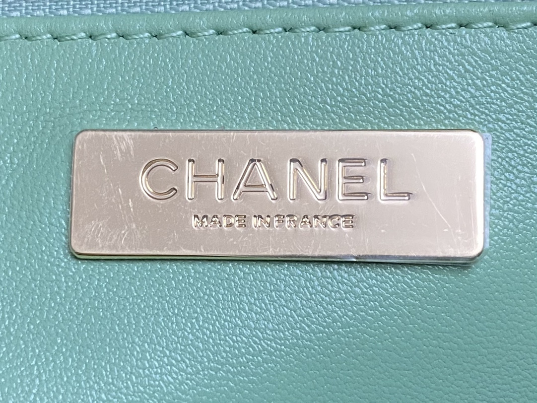 Ch*el  shopping bag shiny lambskin & gold-tone metal light green 35x39x8cm