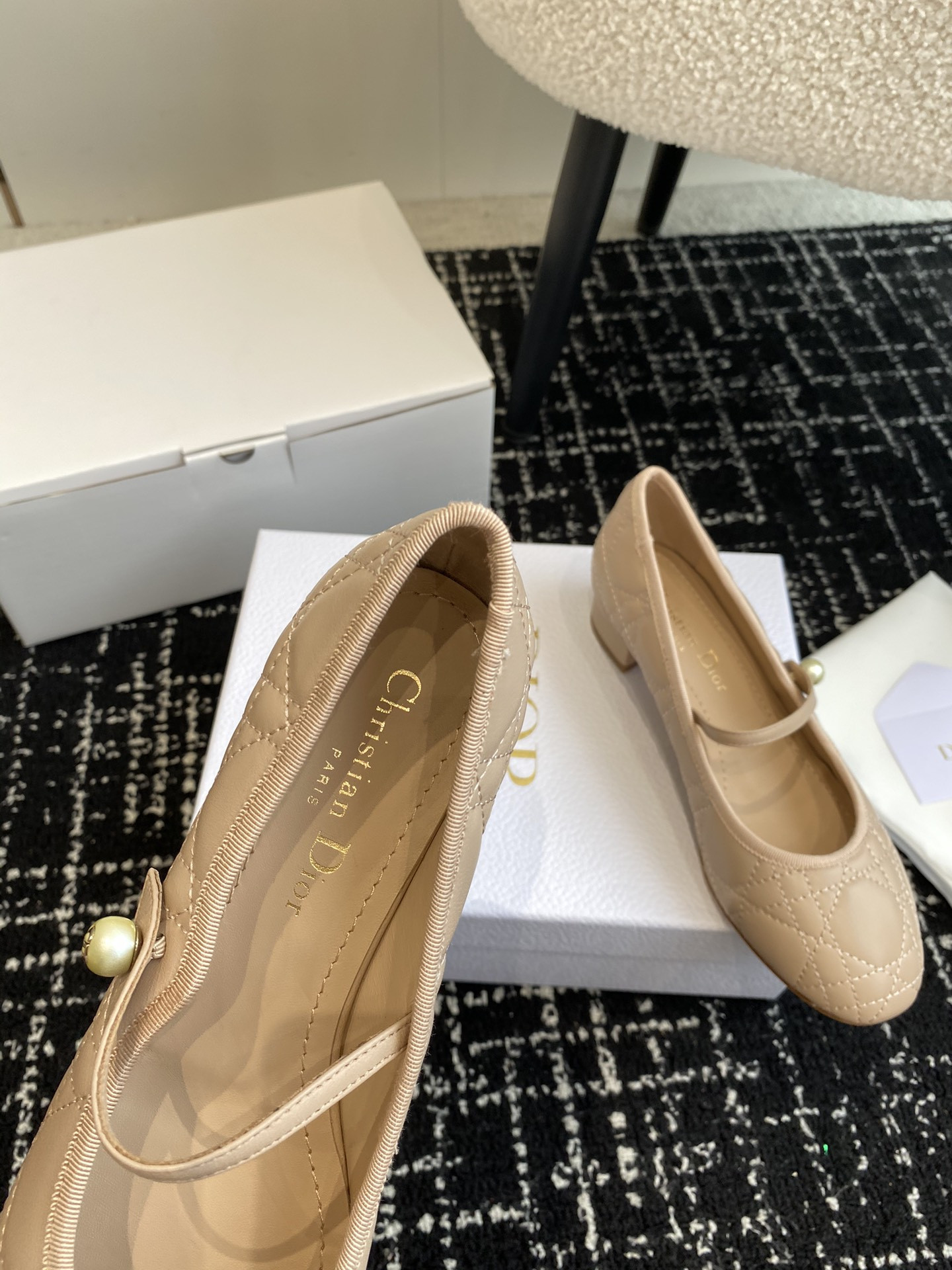 ua D*or ballet pump nude