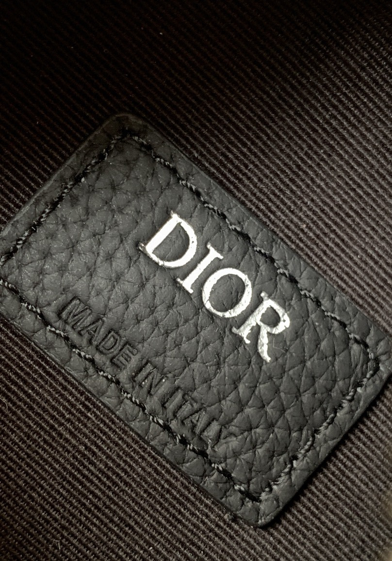 mini D*or scarab bag 28 x 12.2 x 3.8 cm