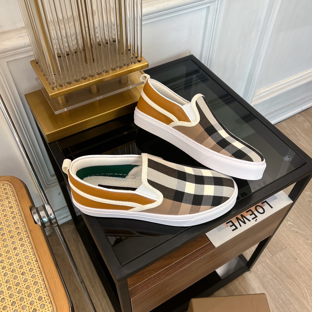 ua B**rry slip on sneakers