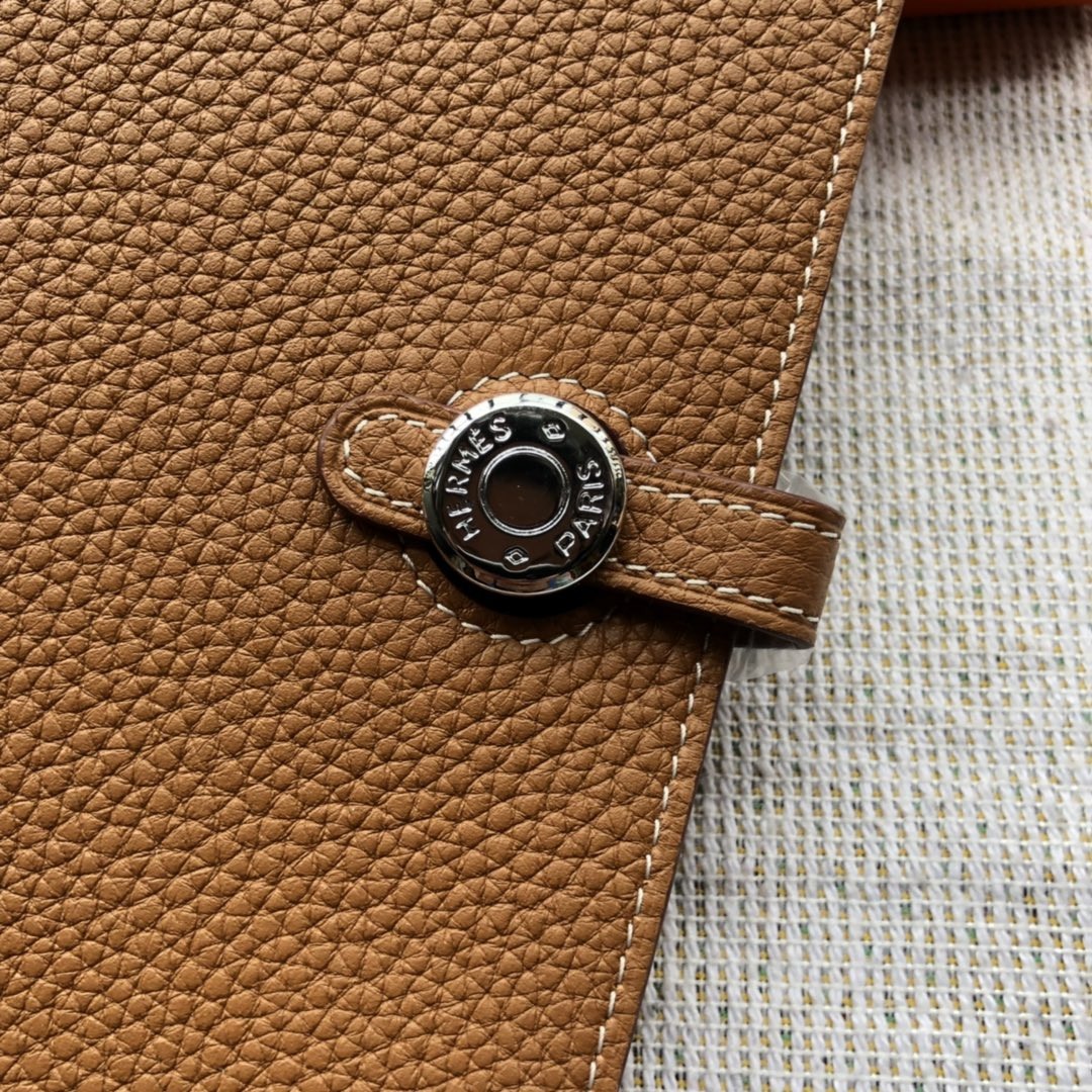 H**me5 dogon duo wallet