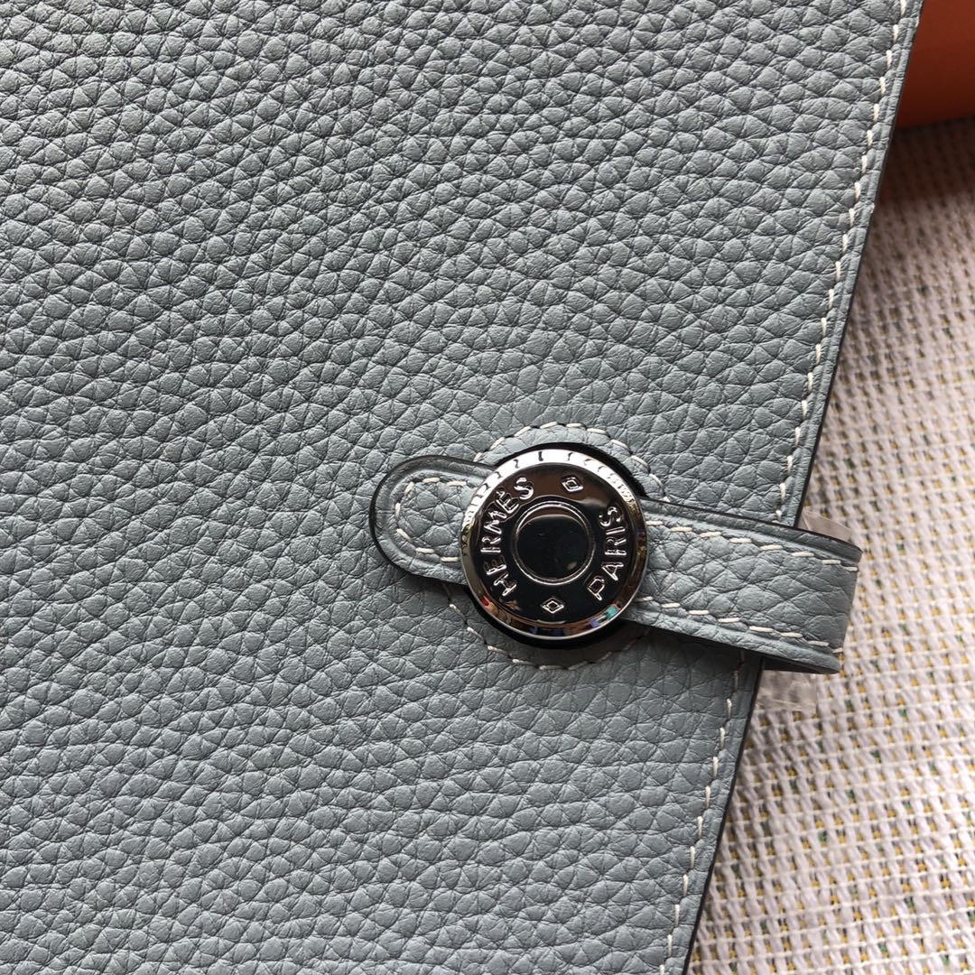 H**me5 dogon duo wallet