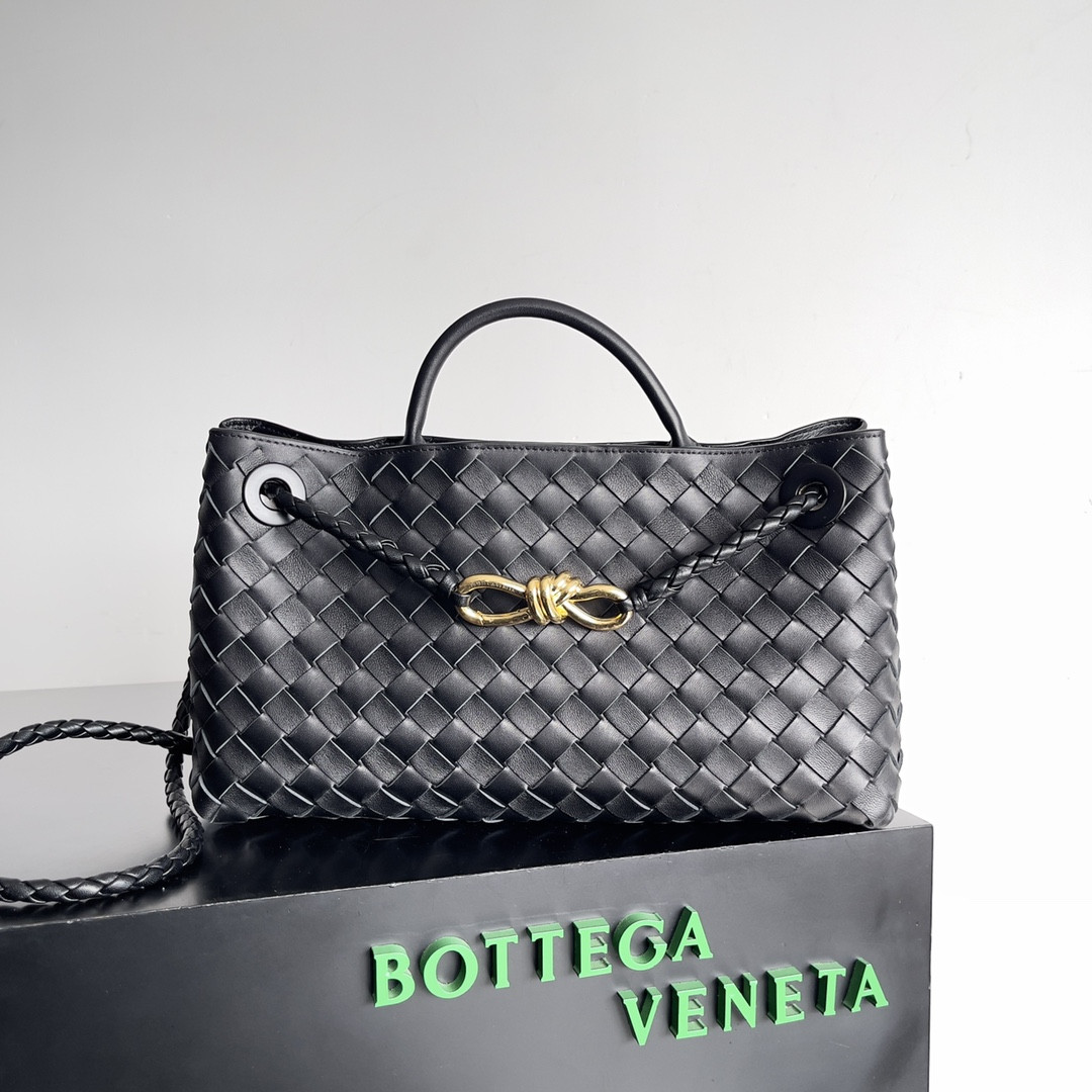 bo*te*ga Ve*ne*ta east-west andiamo 29x10x18cm