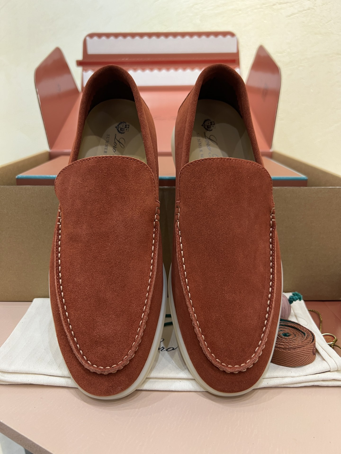 ua L**o p*ana summer walk loafers