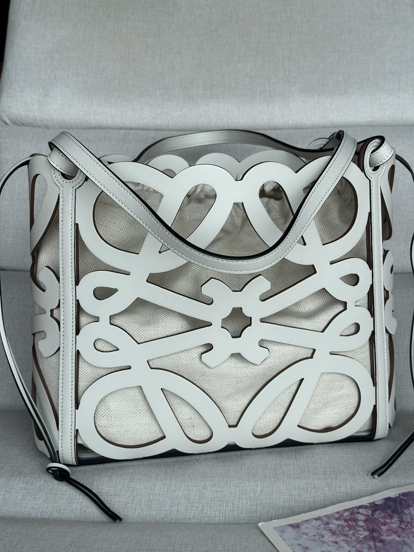 L0ew* anagram tote 32x27x11cm
