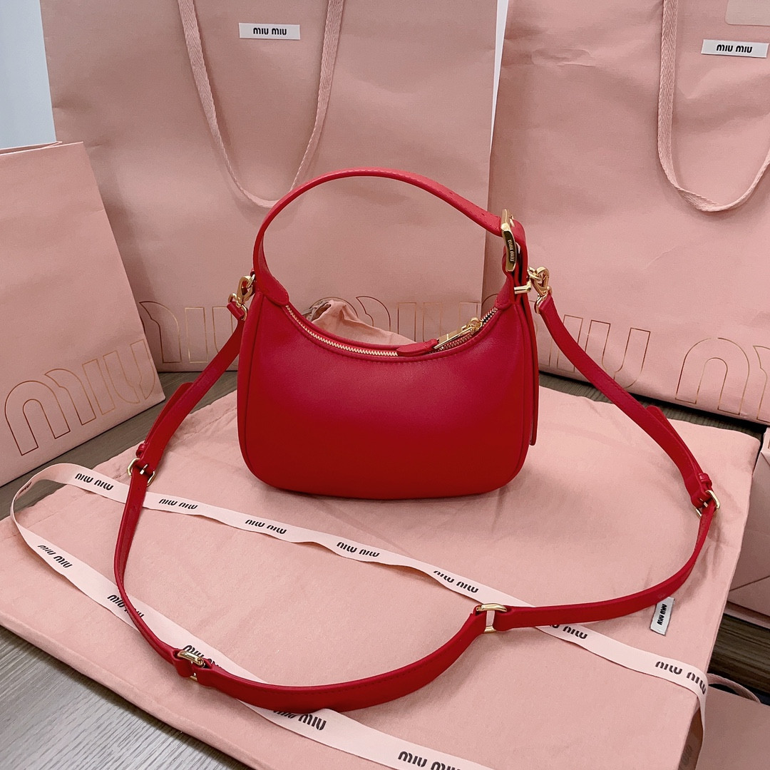 Miu Miu hobo bag 20X17X6Cm
