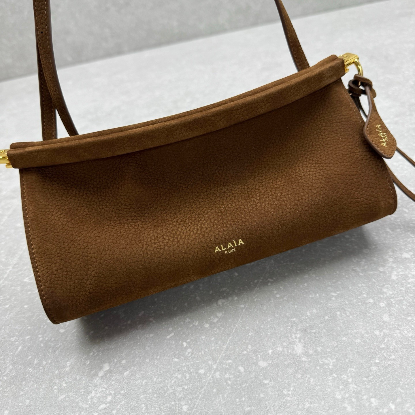 ALAÏA LE CLICK EAST WEST SMALL BAG 25x12.5x7cm