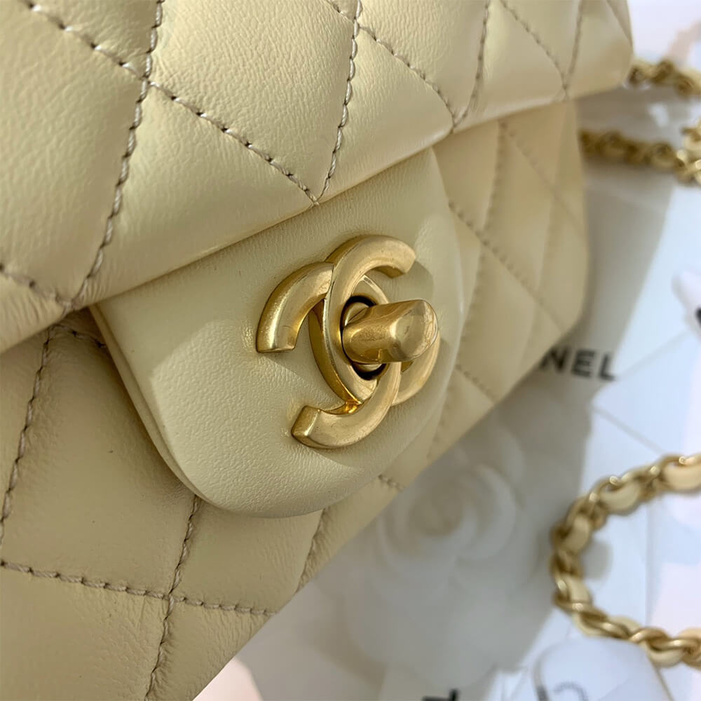 Ch*el classic flap shoulder bag