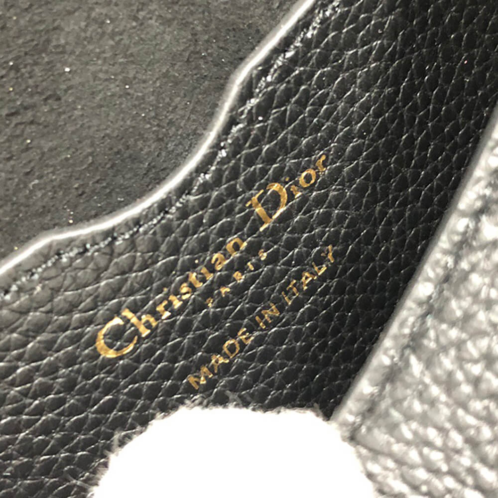 medium D*or bobby bag