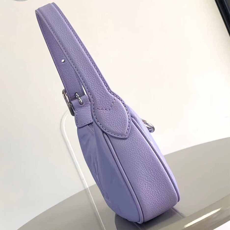 LV Mini Moon