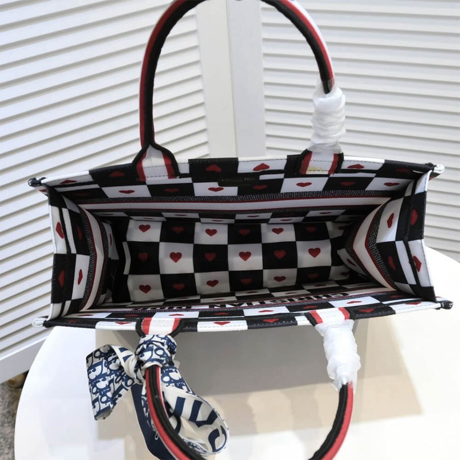medium D*oramour D*or book tote