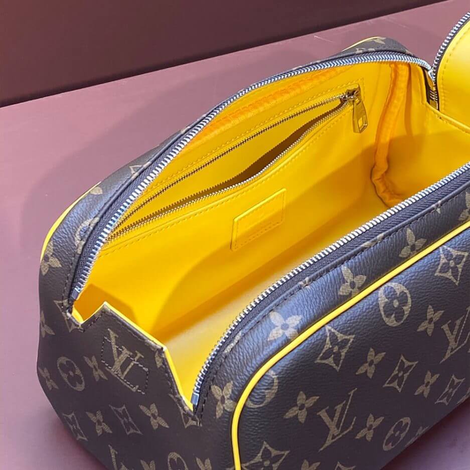 LV Dopp Kit