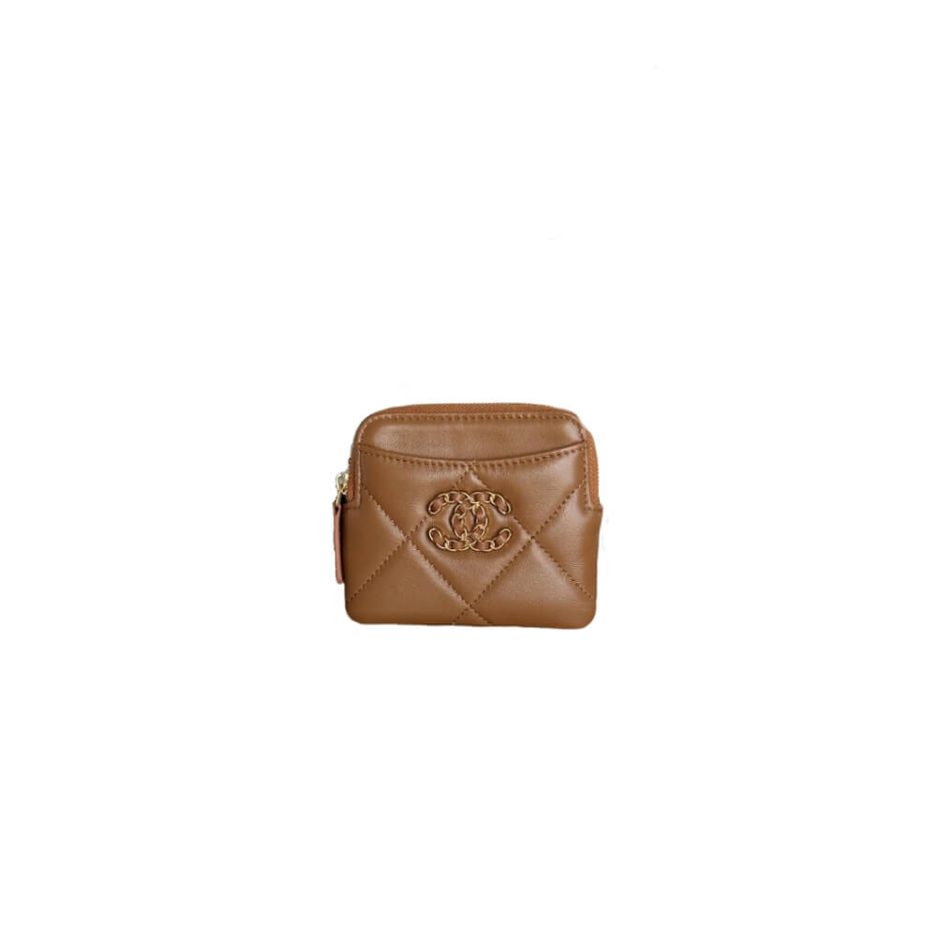 Ch*el 19 zipped coin purse