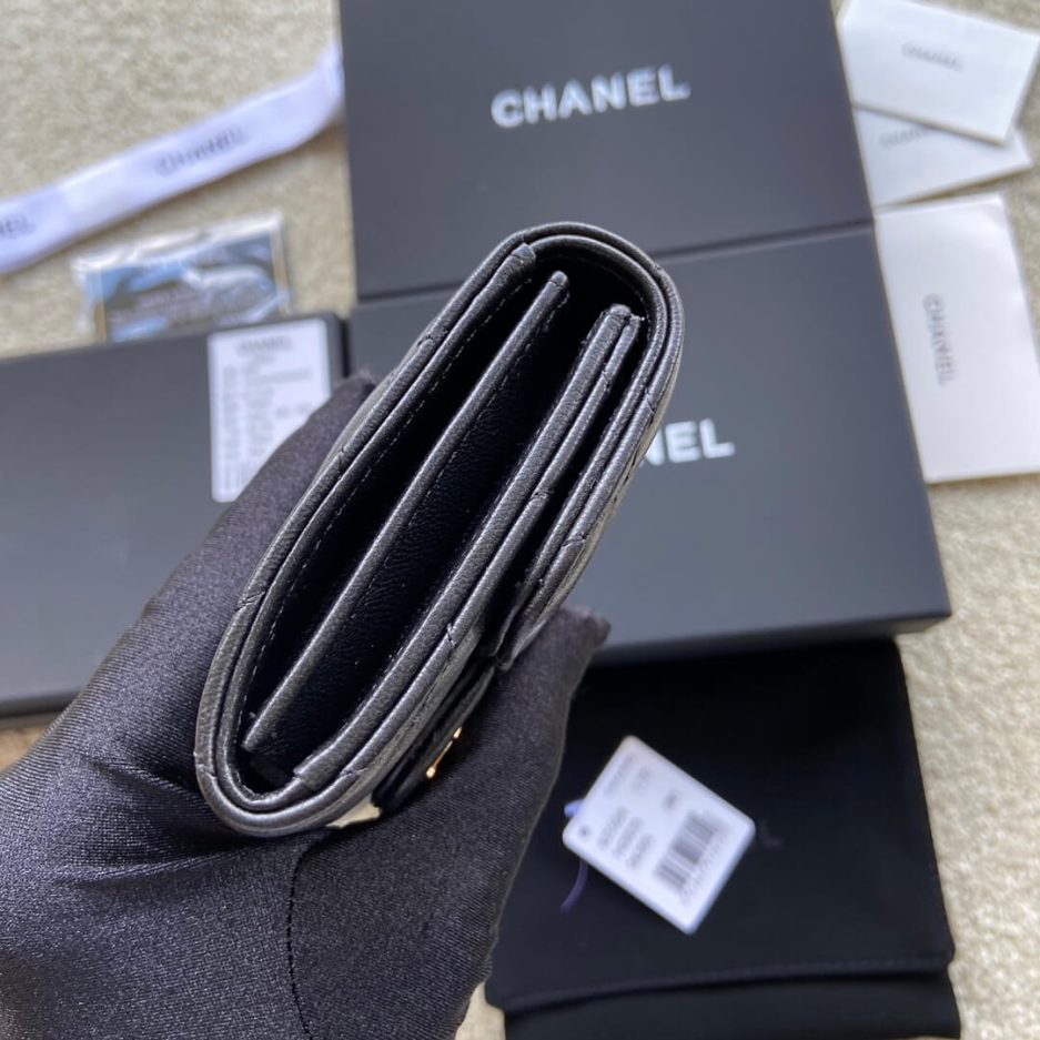 Ch*el classic small flap wallet